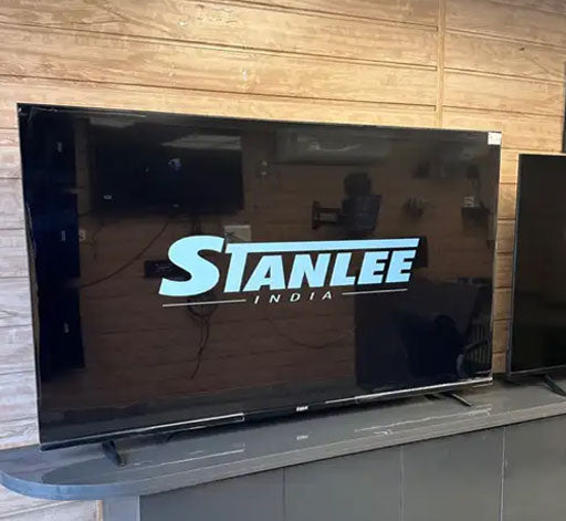 58″ Smart TV — QLED 4K